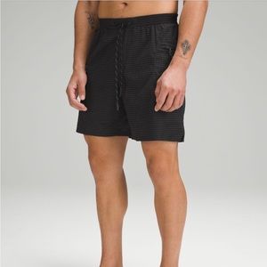 lululemon athletica Men's Black Textured Hybrid Shorts with Drawcord